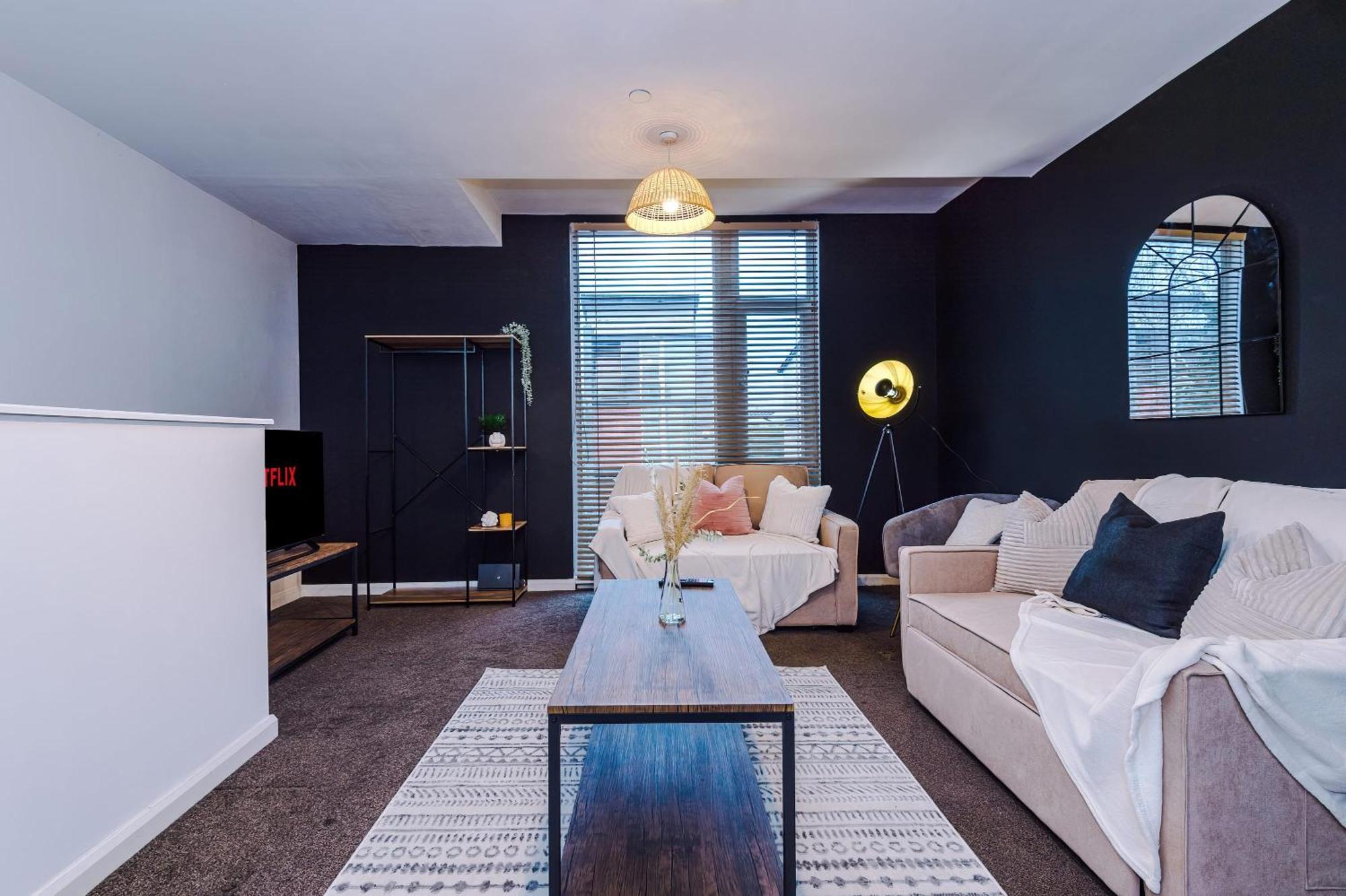 הוילה מנצ'סטר Rest&Recharge At A Spacious Townhouse By The Etihad מראה חיצוני תמונה